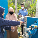 Demi Kualitas Air Minum, Ake Mayora Rutin Lakukan Pengujian